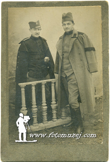 Dvojica oficira (autor  Martinović)